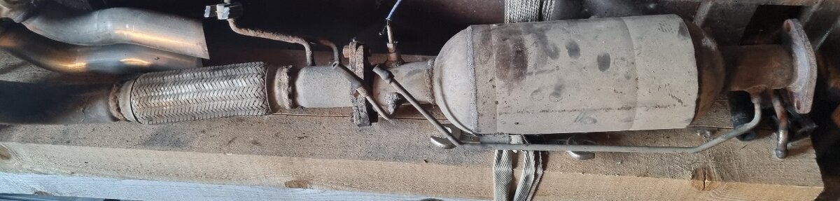 Predam súčiastky na Ford Mondeo mk3 - 12