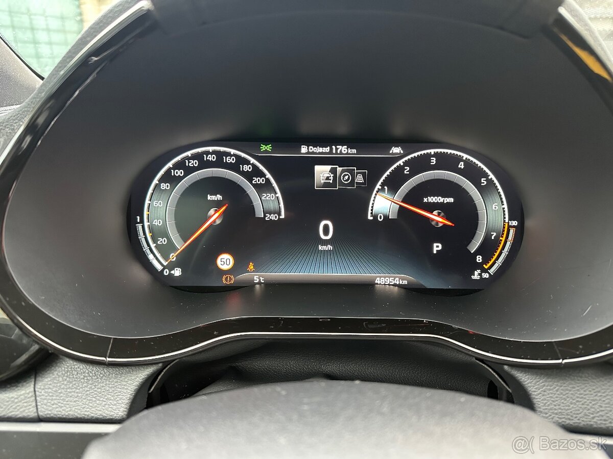 Kia XCeed 1.4 T-GDi Platinum A/T - 12