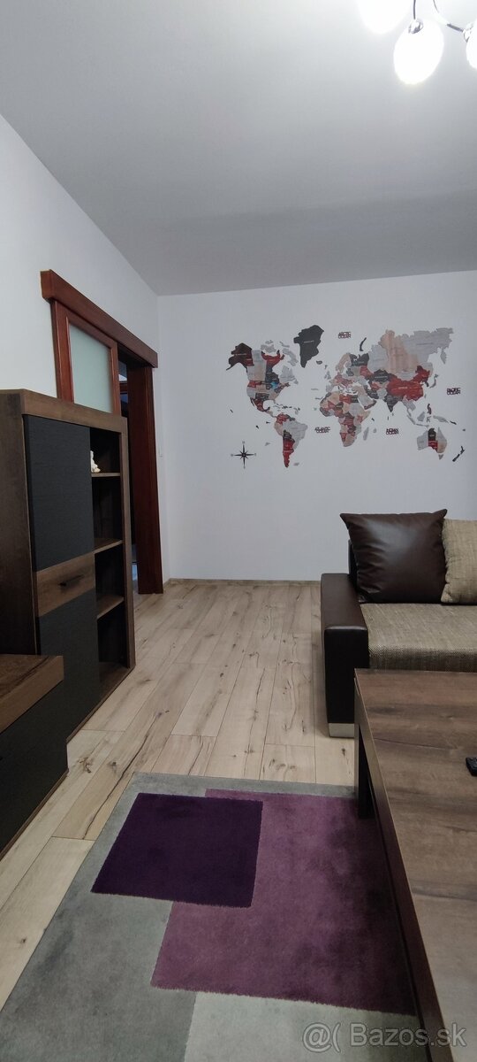 Predaj / Prenájom - 2,5 izbový byt - 12