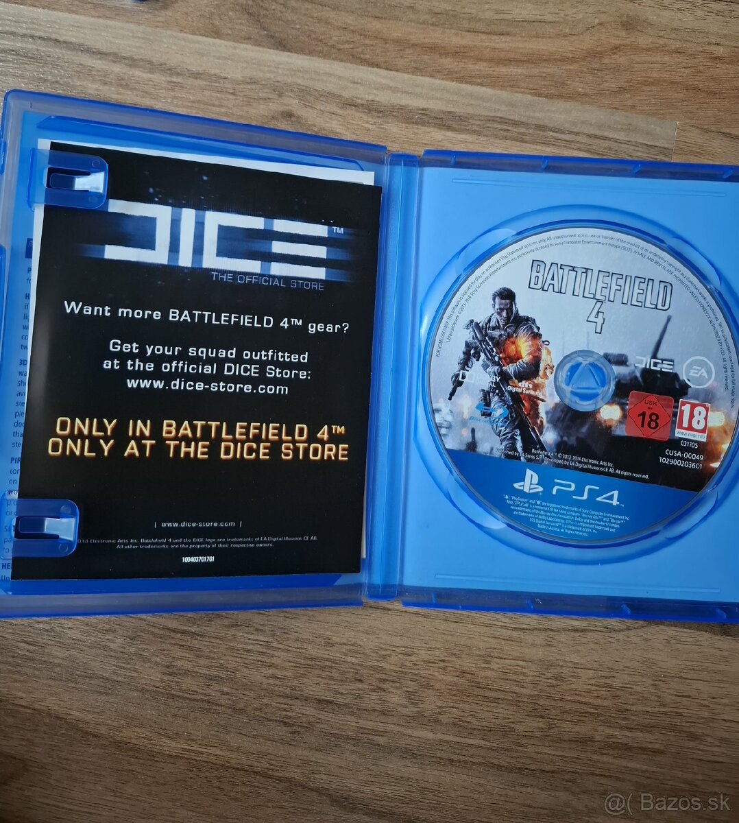 Playstation 4 pro + 2 ovládače + 2 hry - 12