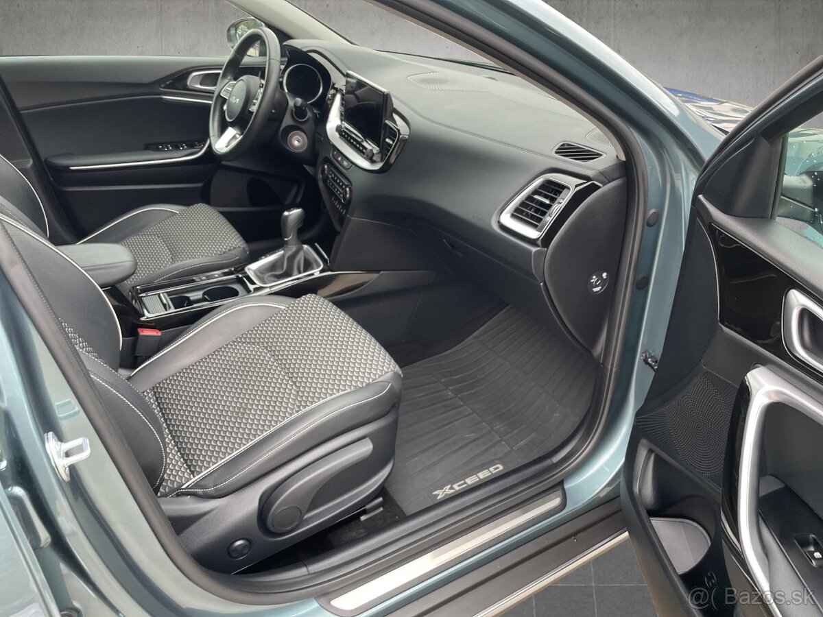 Predám KIA XCEED 1,5 T - GDI 103kW M6 GOLD - 12