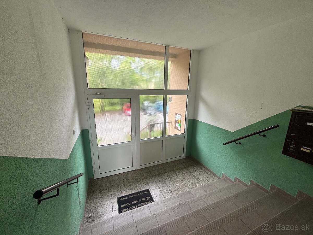 Rezervované. Predáme 3 - izbový byt v Topoľčanoch - 12