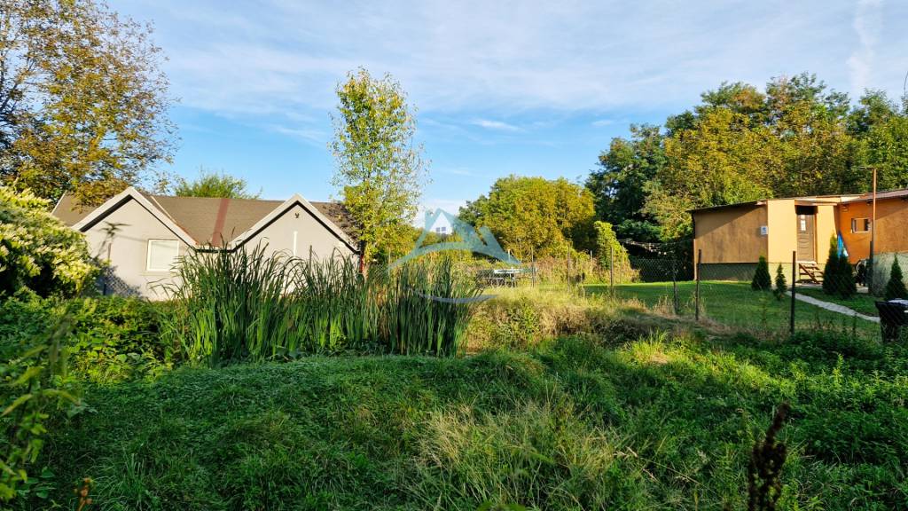 Rozsiahla nehnuteľnosť so zabehnutým výnosným podnikaním – n - 12