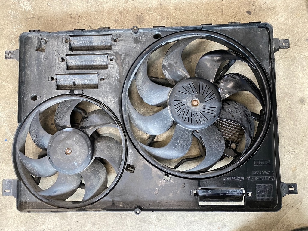 Rozpredam volvo XC60 I 2,4 d4 2008-2016 - 12