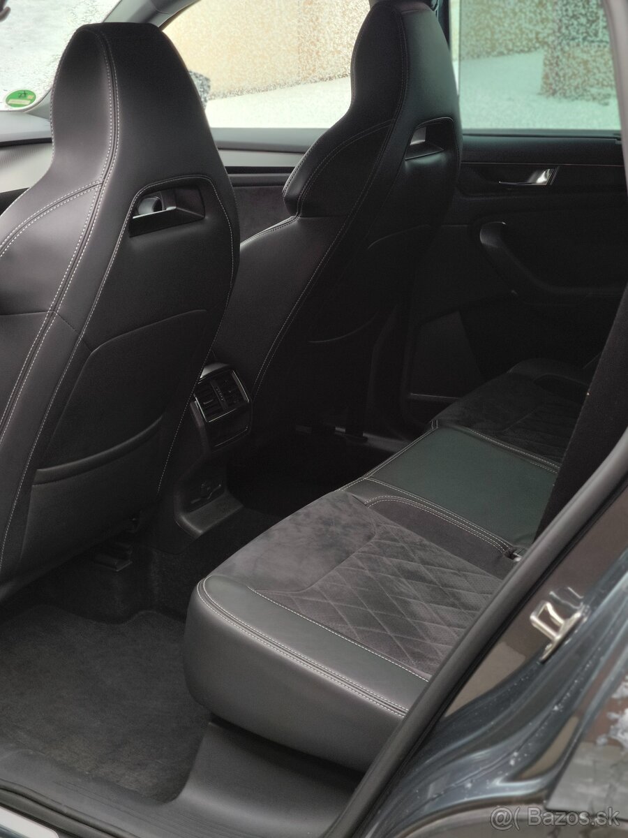 ŠKODA KODIAQ SPORTLINE - 12