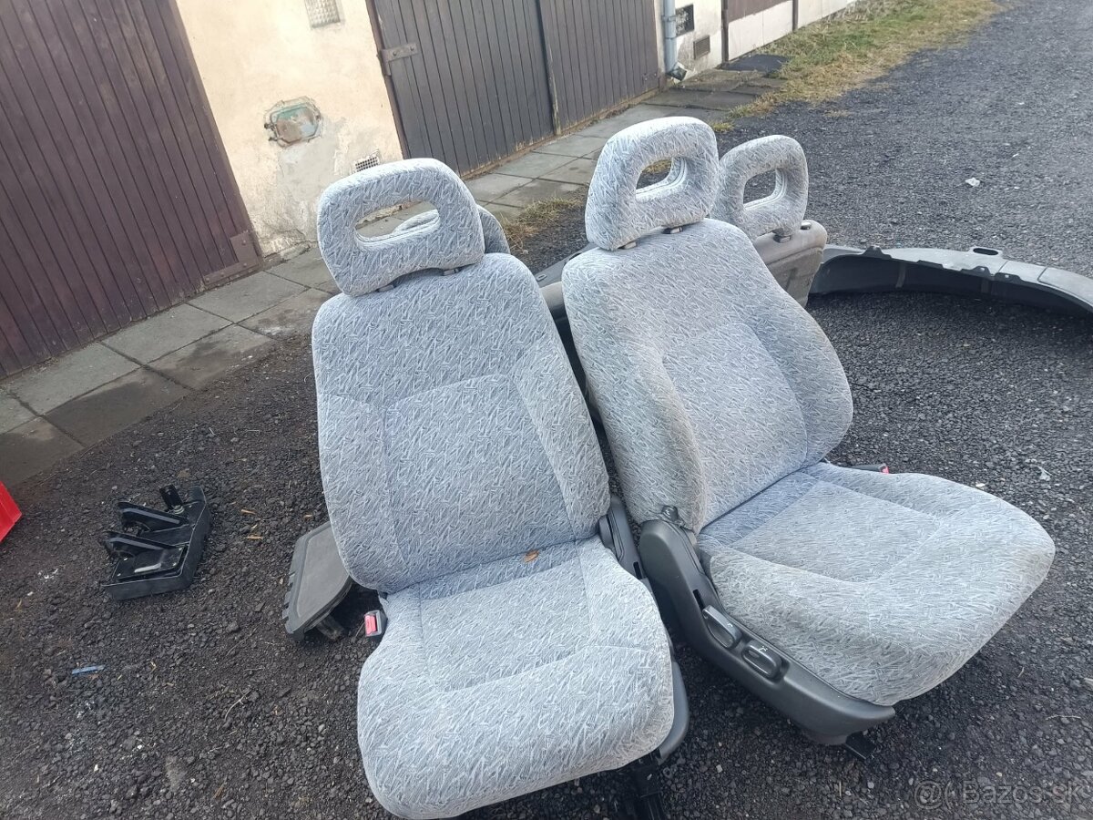 Mitsubishi Pajero 2.8td - 12