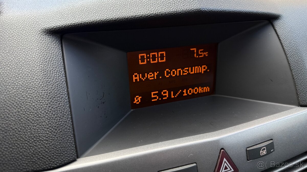 Opel Astra H Combi - 12