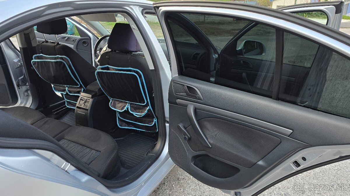 Škoda Octavia 1.6D, 2011, klima, 77kW - 12