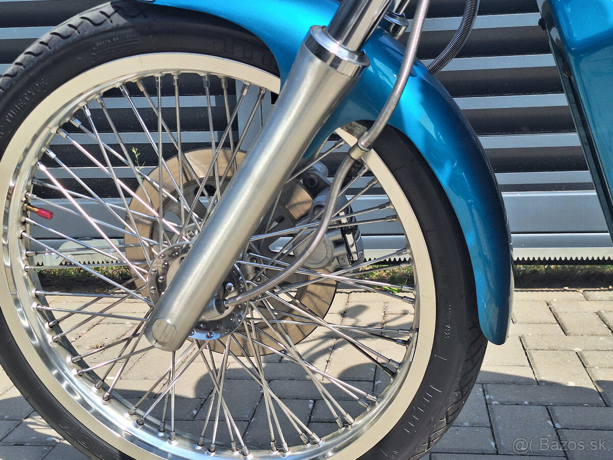 Suzuki VS 800 GL Intruder - 12