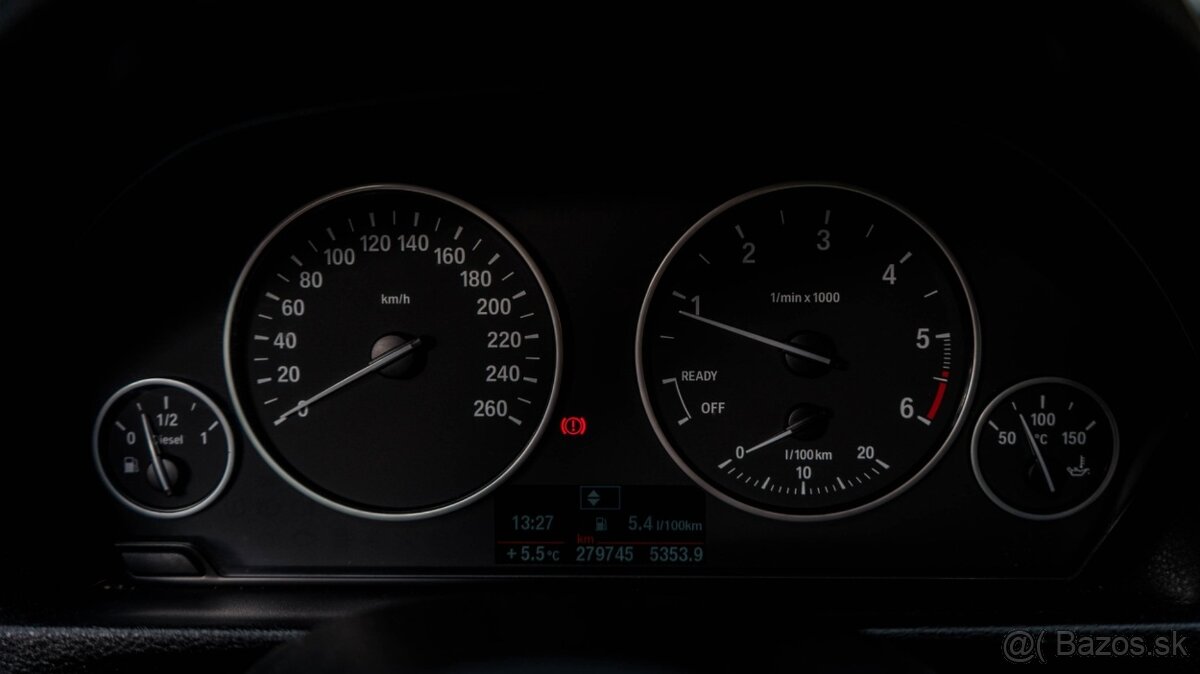 BMW Rad 3 318d e90 - 12