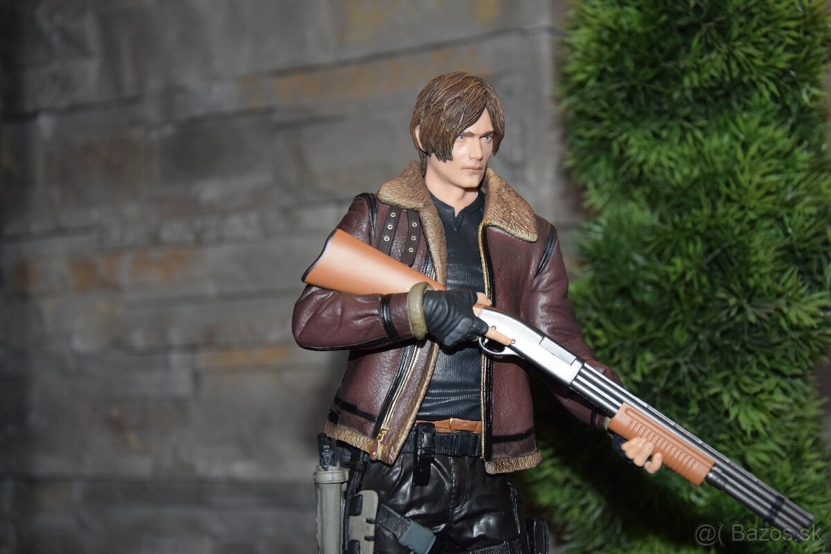 Resident Evil Leon Kennedy - 12