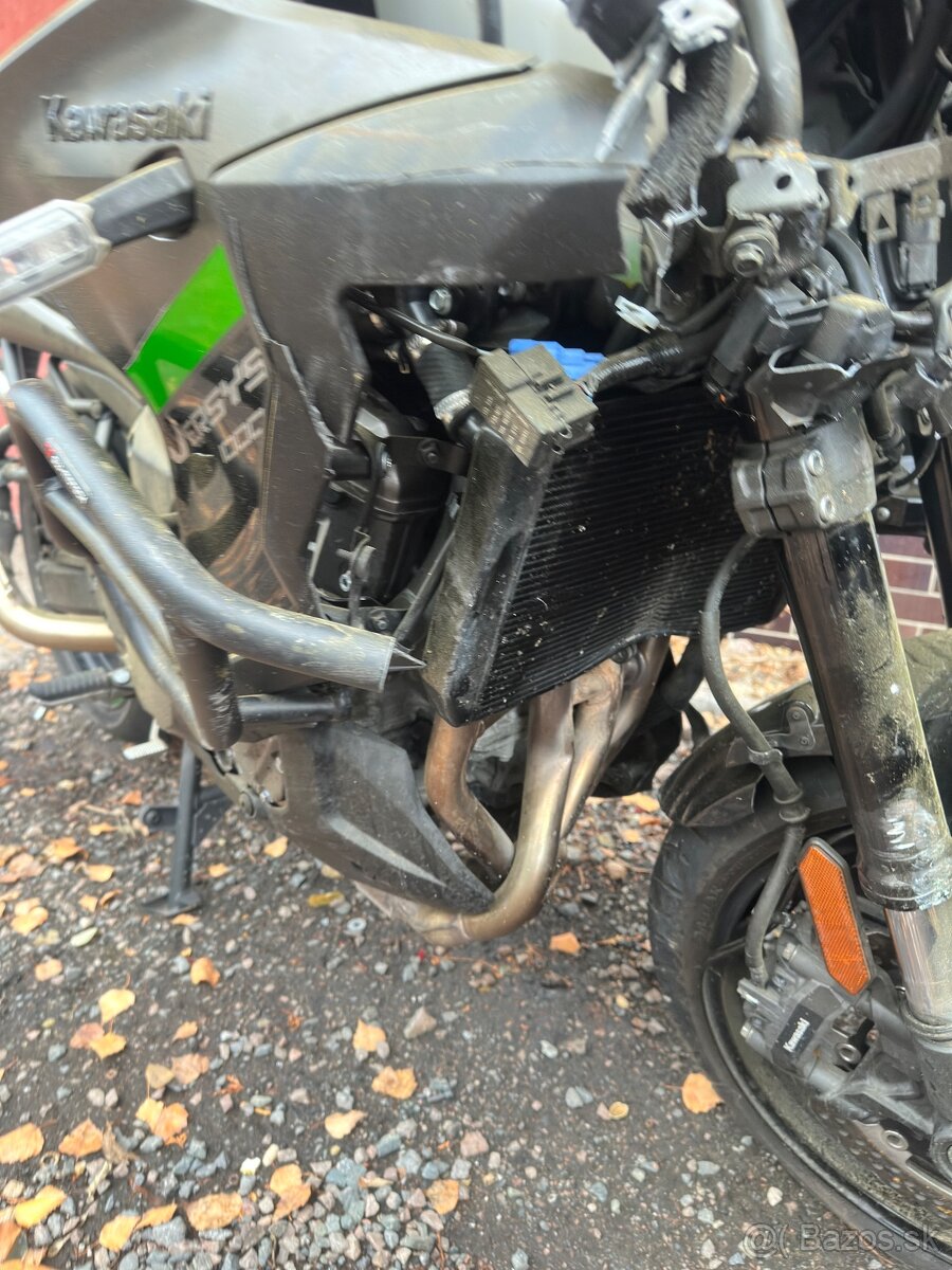 Kawasaki Versys 1000 - 12