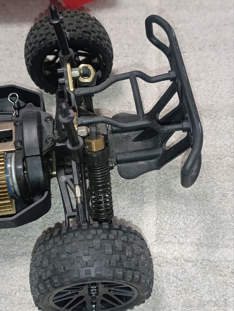RC auto Maverick short course - 12