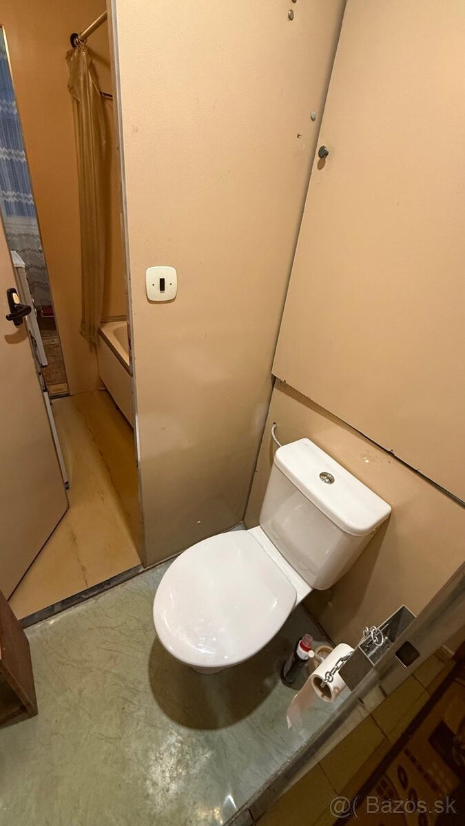 Predám 1izbový byt Nová Baňa - 12