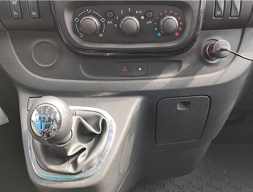 Opel Vivaro 1.6 CDTi Long 9-miestny - 12