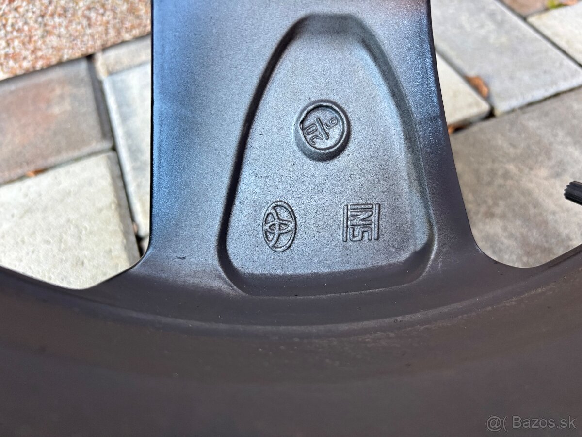 Toyota Rav4 5gen originál alu sada 18” - 12
