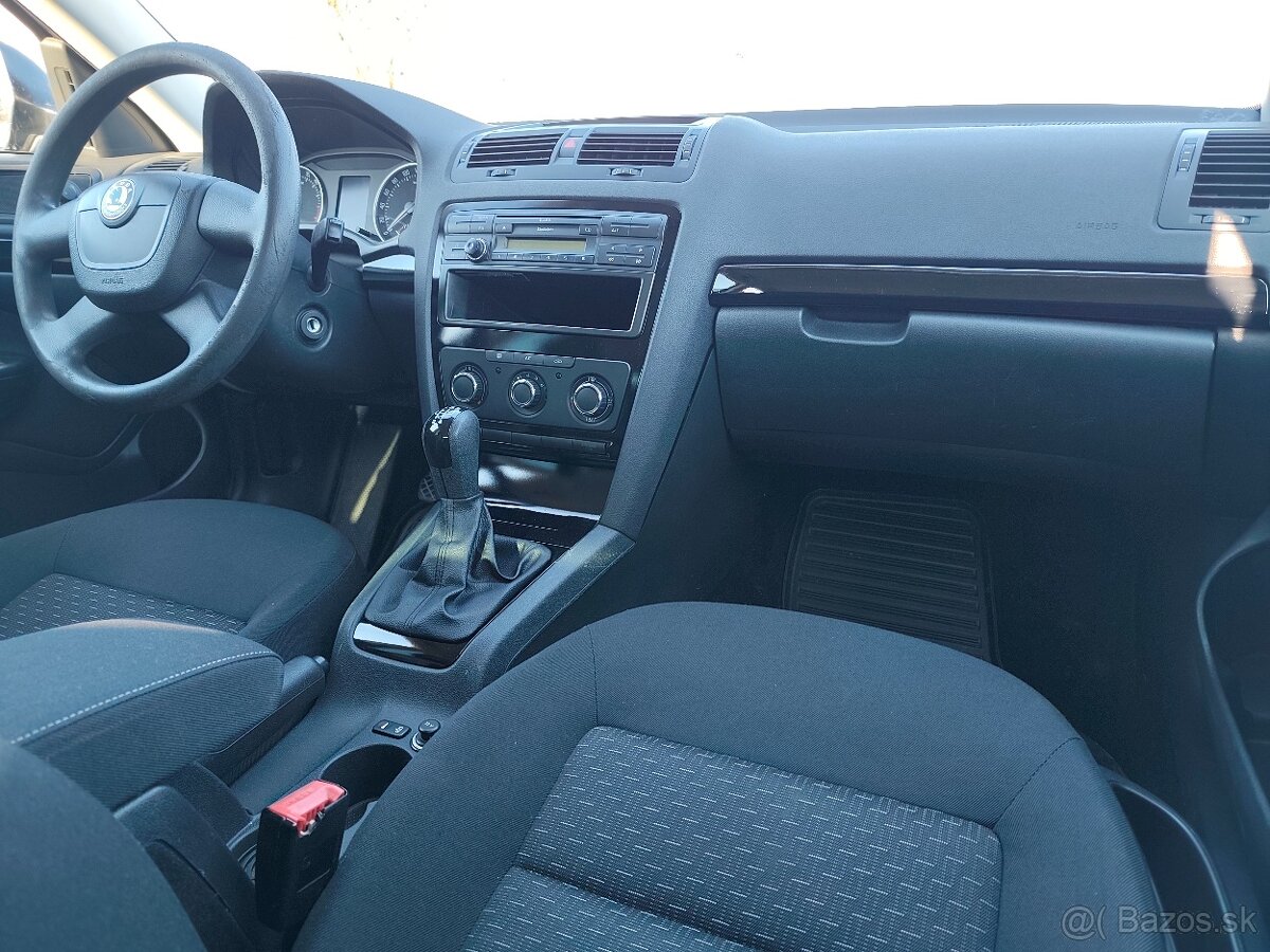 Škoda Octavia 2 facelift combi 2012 - 12