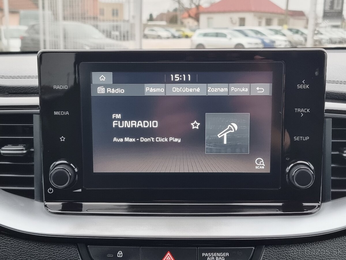 Kia Ceed SW 1.4 T-GDi Gold A/T za 13.990 € - 12