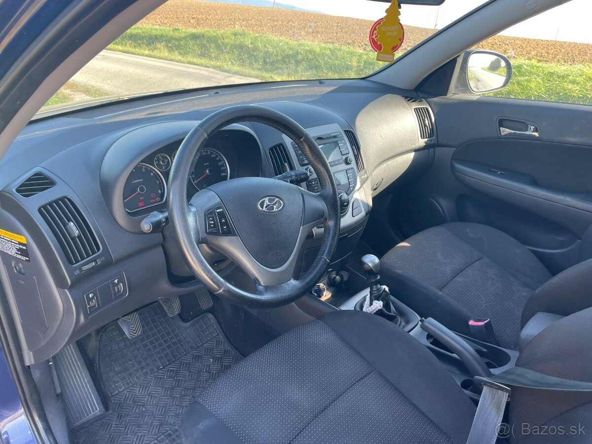 Rozpredám Huyndai i30 80kW r. 2009 - 12