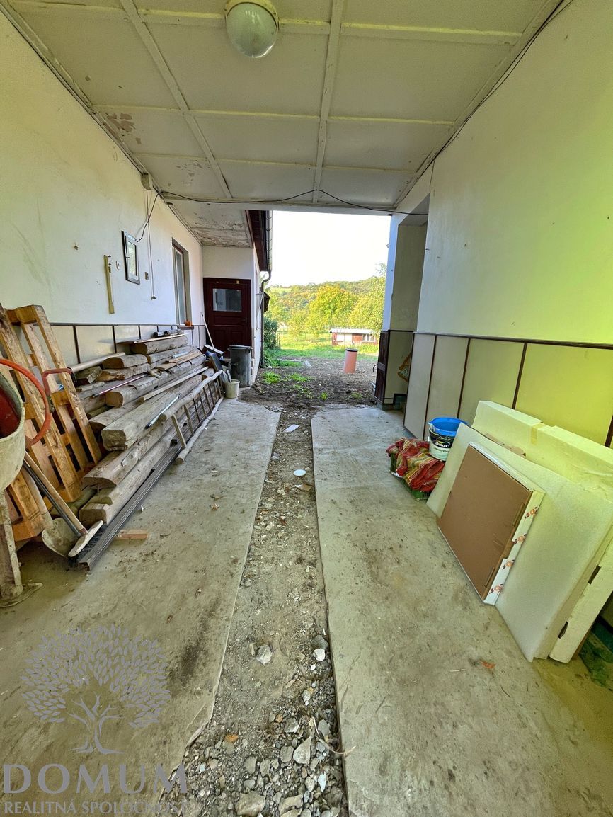 RD v Moravskom Lieskovom, pozemok 1168m2, rozsiahla rekonštr - 12