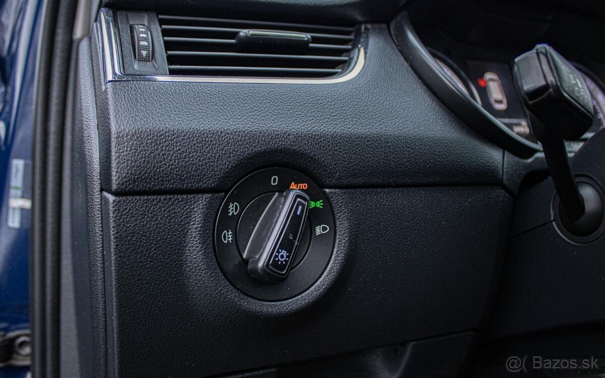 Škoda Octavia Combi 3fl 2.0TDI 110kW DSG A6 - 12