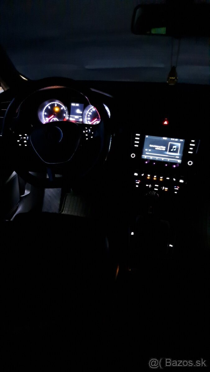 Volkswagen Golf 7 - 12