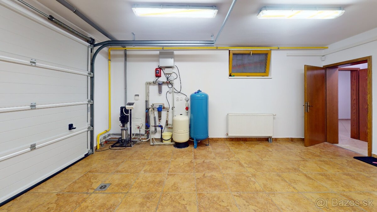 Rodinný dom s dvomi stavebnými pozemkami v T.Tepliciach - 12