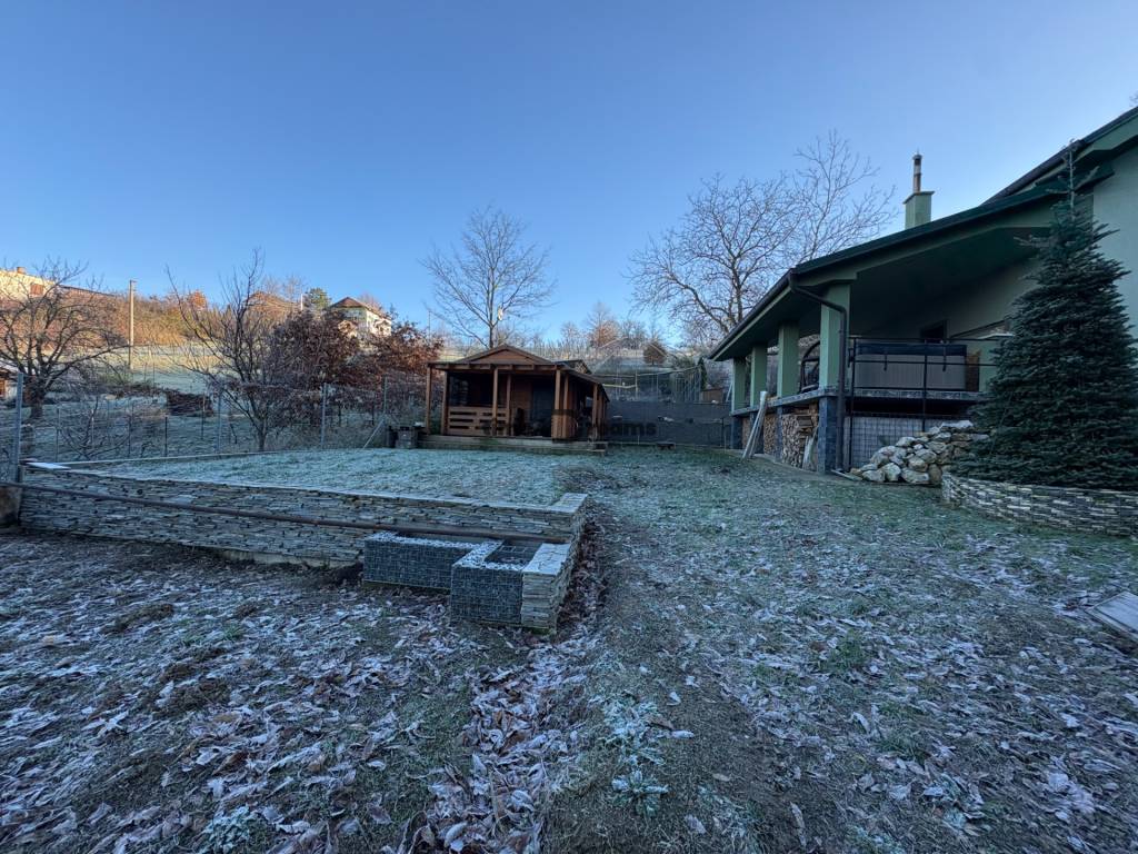 Na predaj: 2 izbový domček v Leviciach - 12