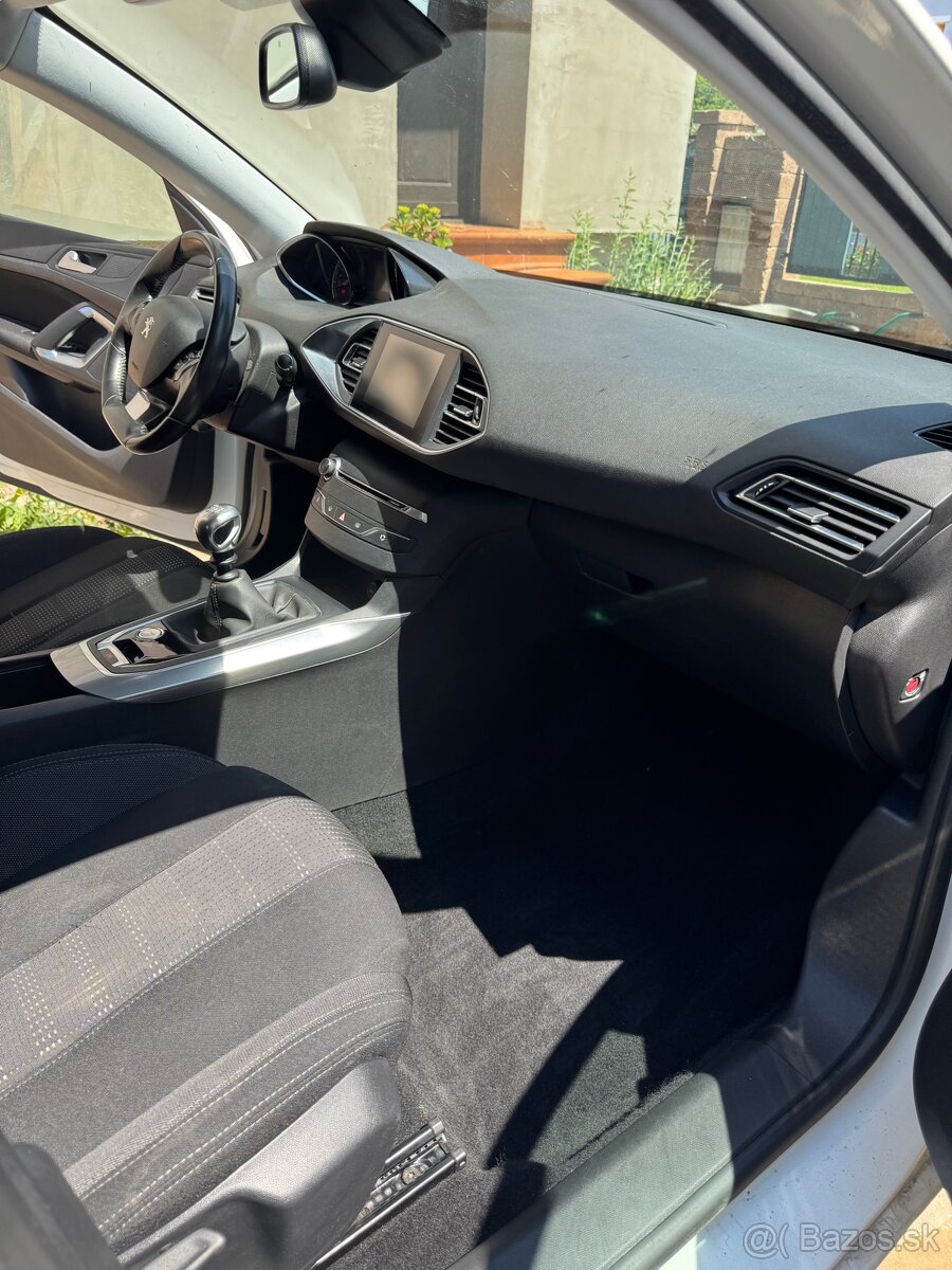 Peugeot 308 1.6 BlueHDi Allure 88kw - 12