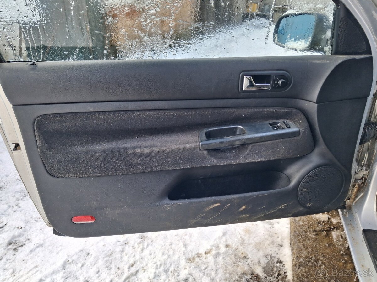 Rozpredám golf 4 trojdverak - 12