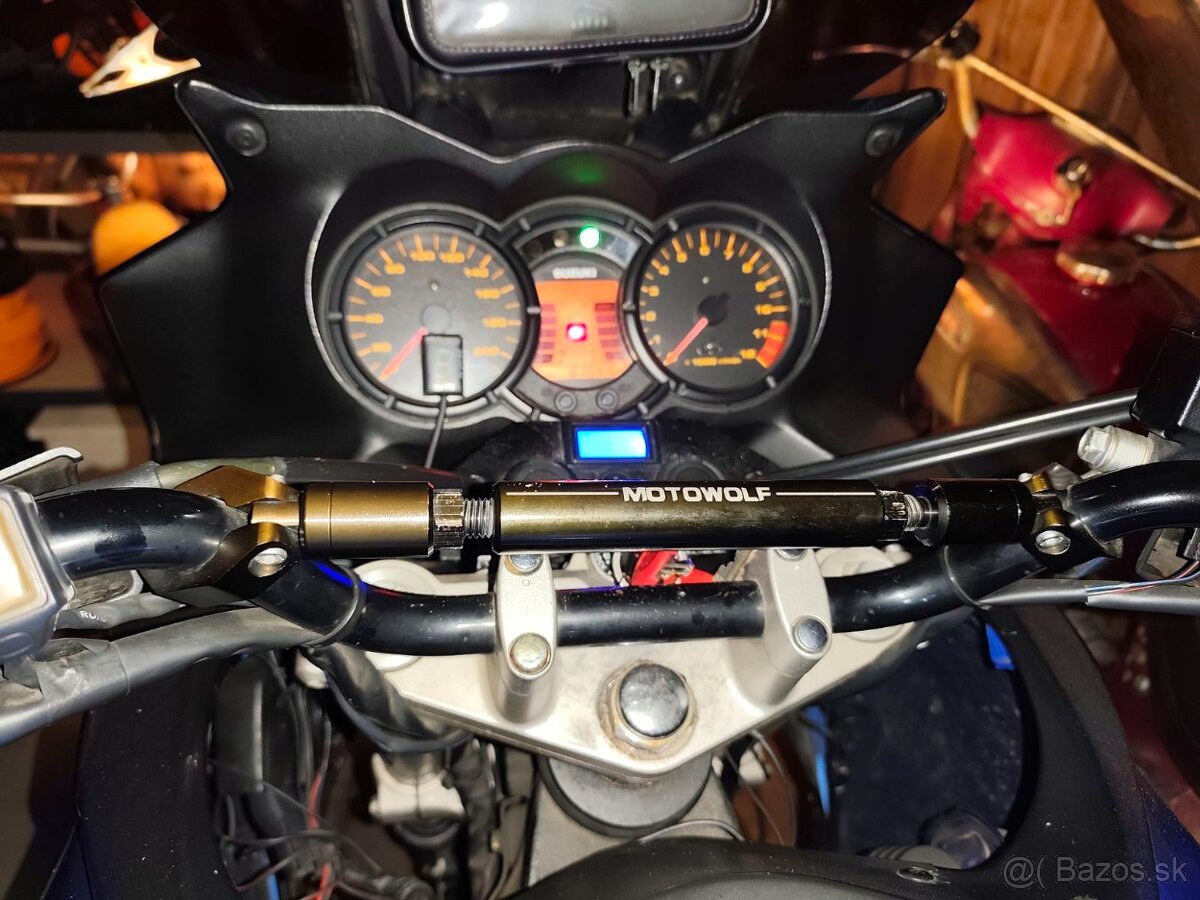 Suzuki V-strom 650 DL - 12