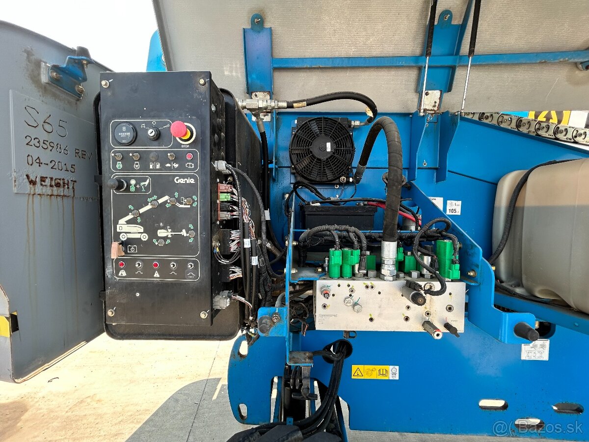 Teleskopická pracovná plošina Genie S65 - 12