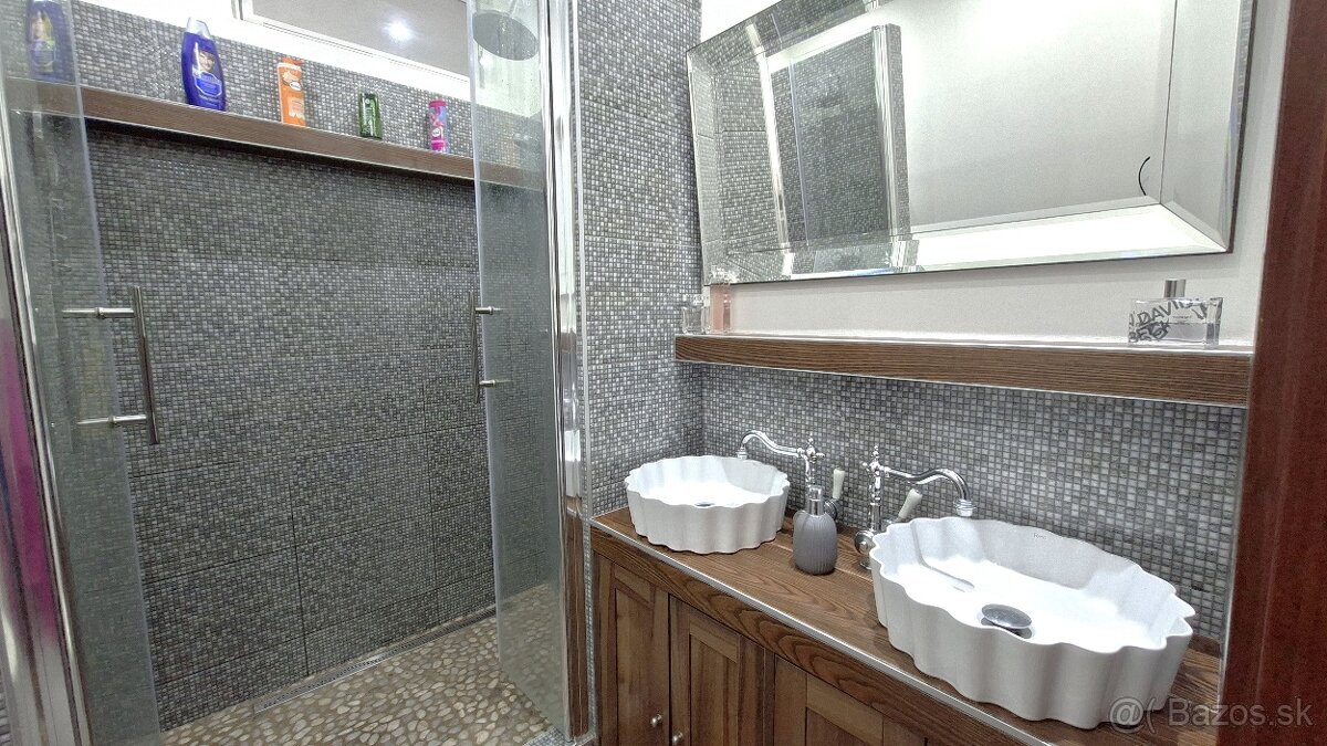 REZERVOVANÉ - Pekný 3.-izbový byt s loggiou po kompletnej re - 12