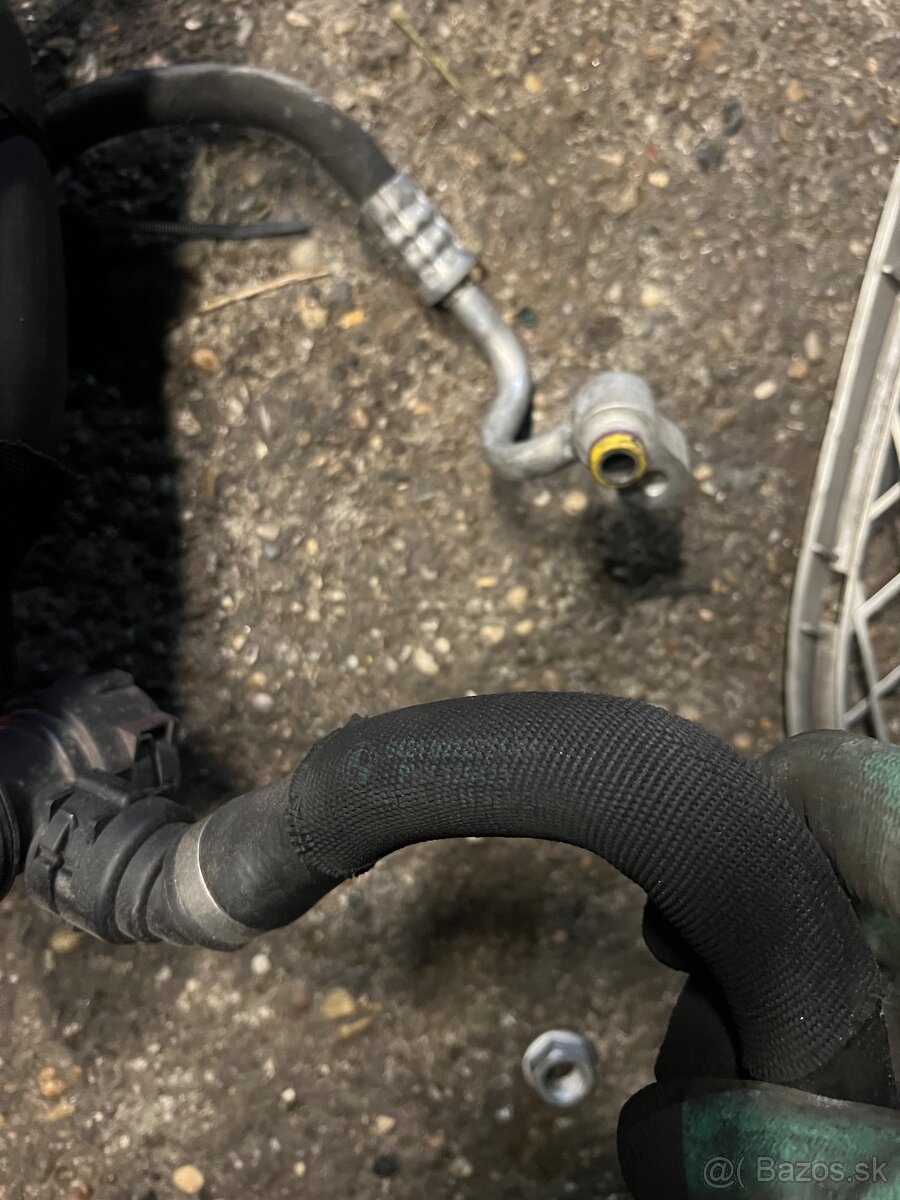 Diely BMW X5, X6 E70, E71 naraznik - 12