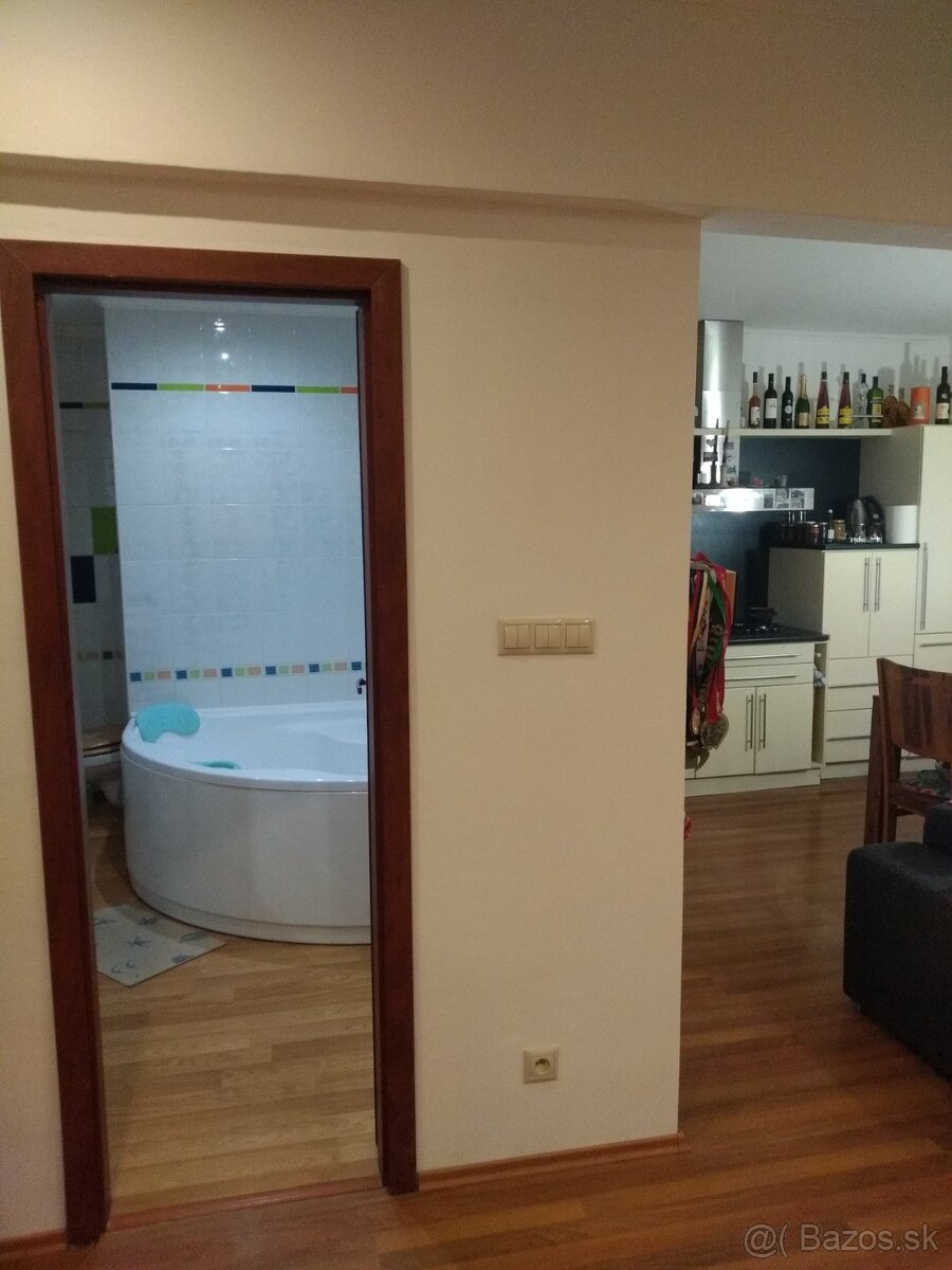 Ponúkam na prenájom 2-izbák v Kosiciach na Hlinkovej - 12