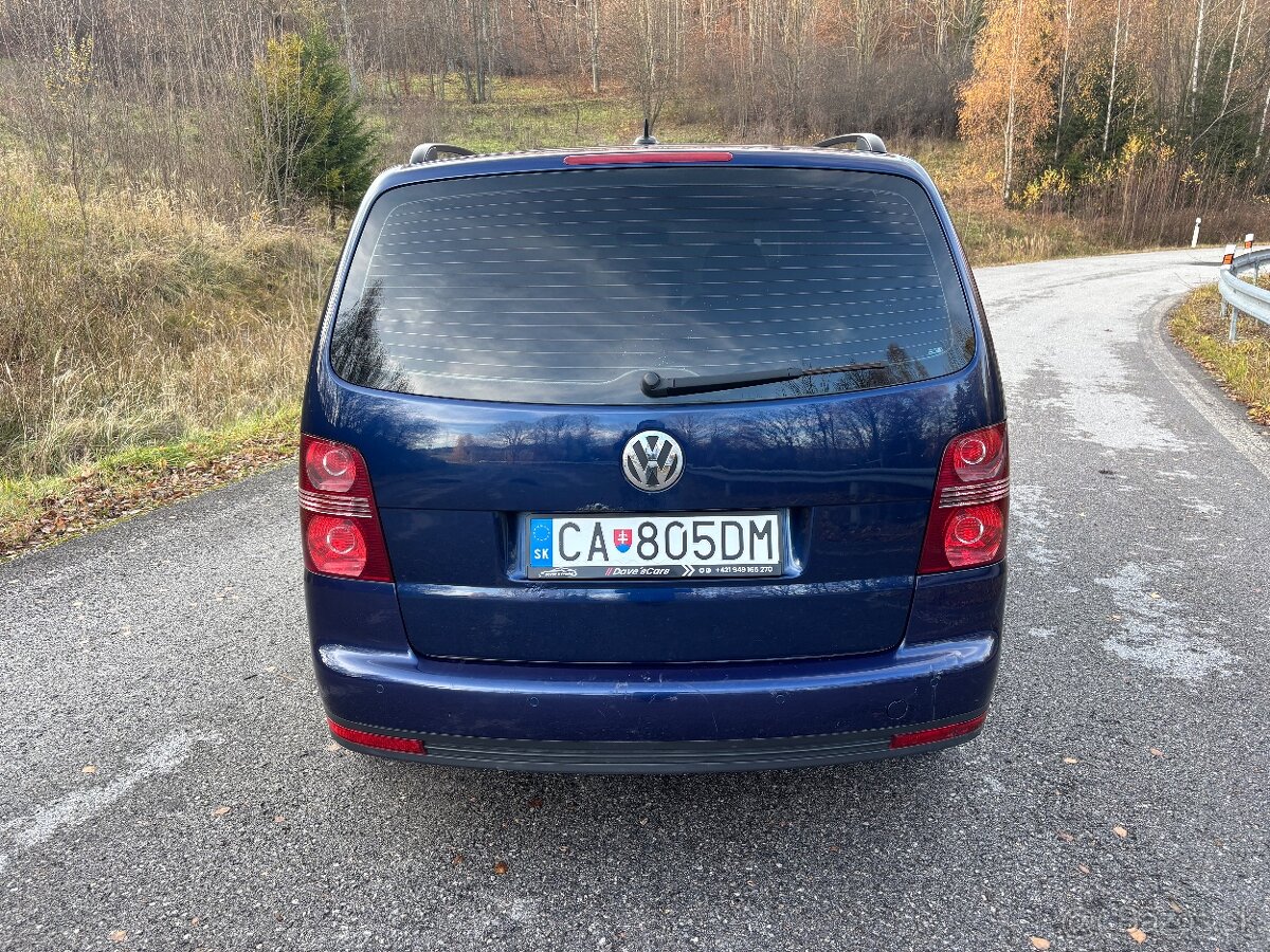 Volkswagen Touran 2.0tdi 103kw m6 - 12