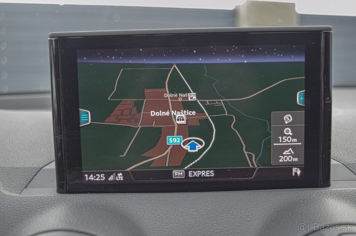 Audi Q2 1.6 TDI S-line - 12