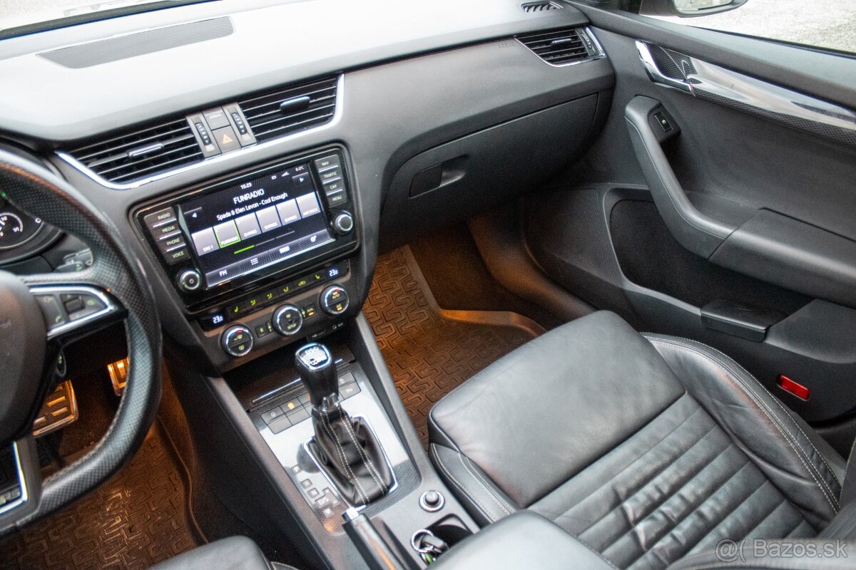 Škoda Octavia Combi 2.0 TFSI RS DSG 162kW - 12