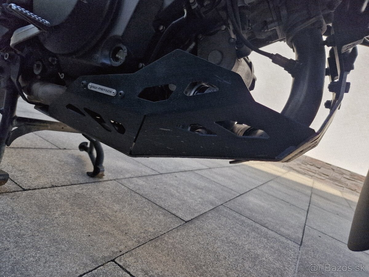 Suzuki DL 1000 V Strom - 12