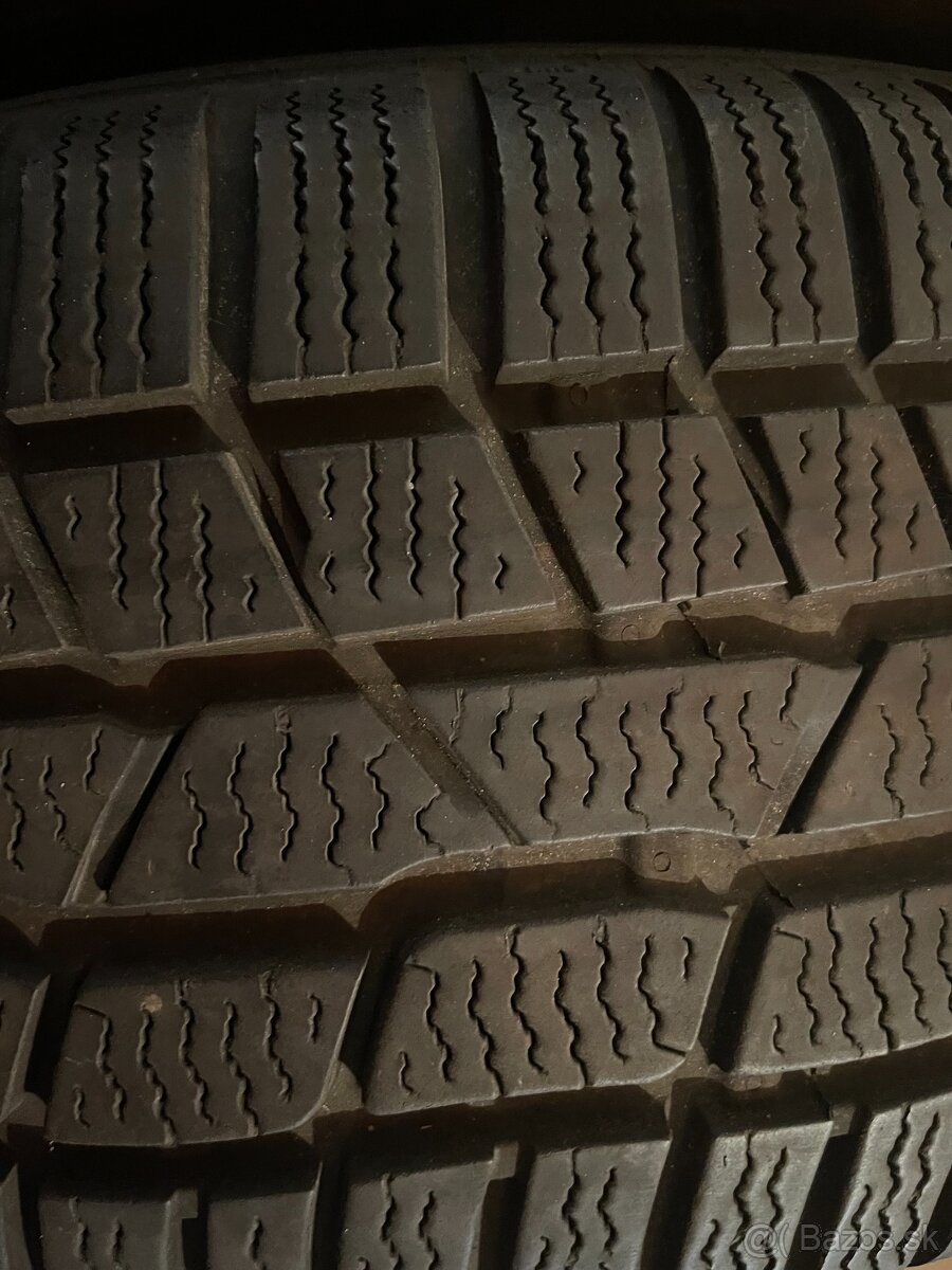 zimne pneu 215/60r16 dunlop - 12