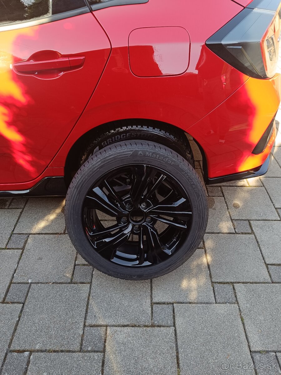 Honda Civic 1,5 VTEC Turbo Sport - 12