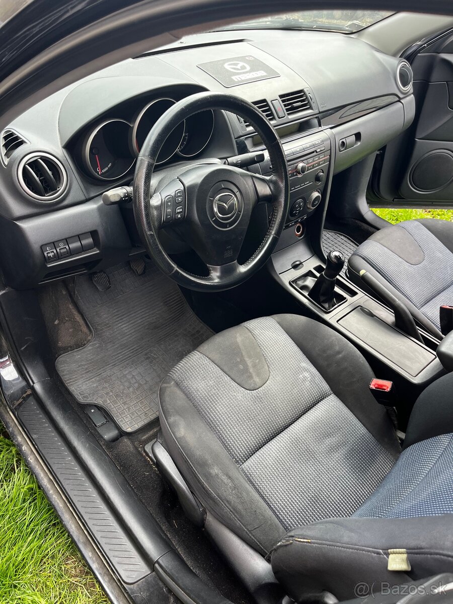 Mazda 3 - 12