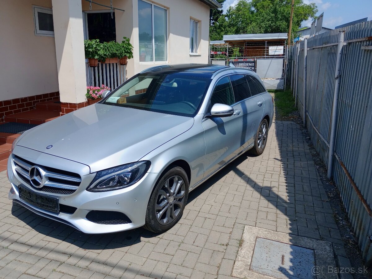 Mercedes-Benz C trieda Kombi 200 d - 12