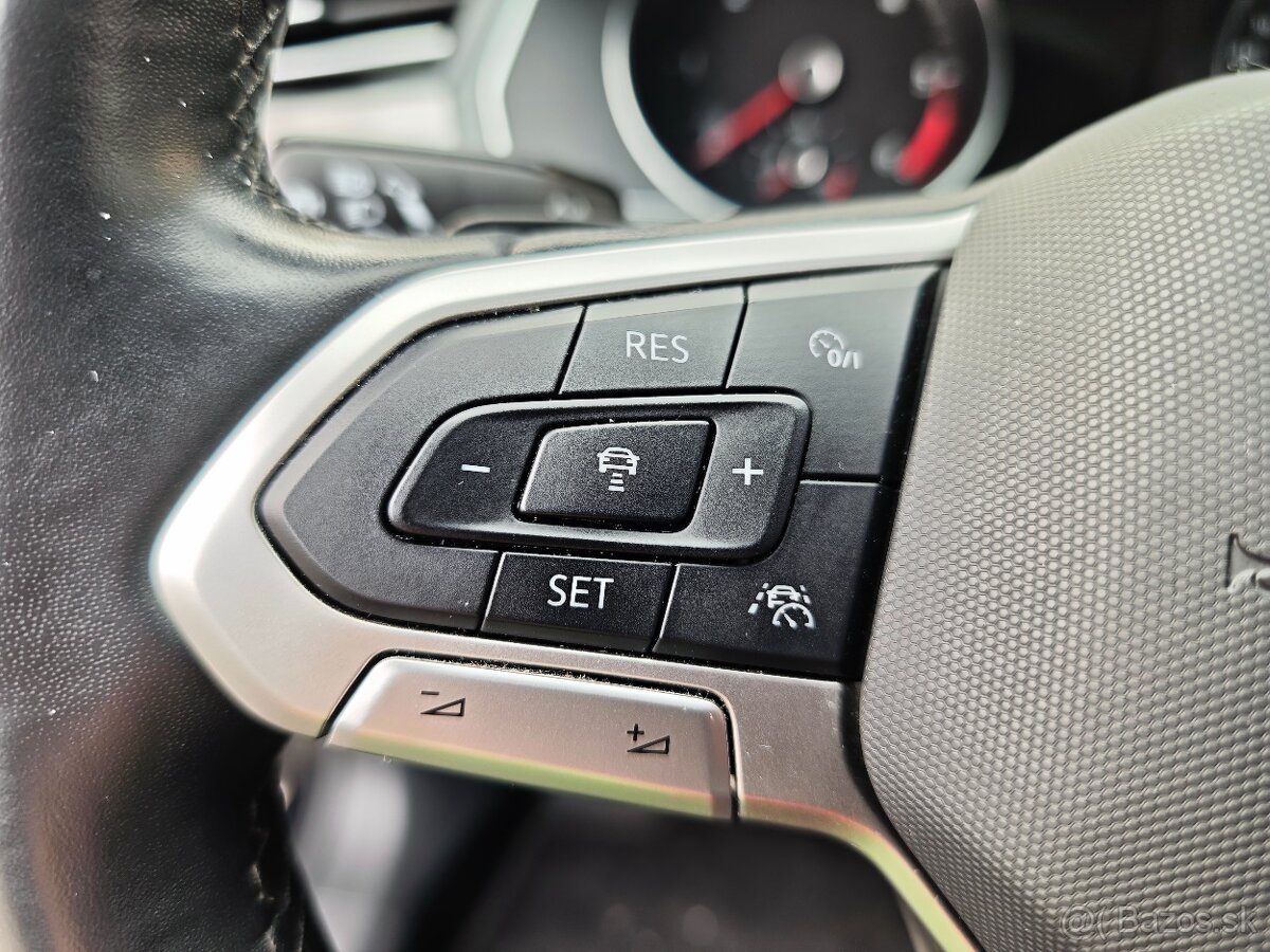 VW Passat Variant DSG MATRIX - 12