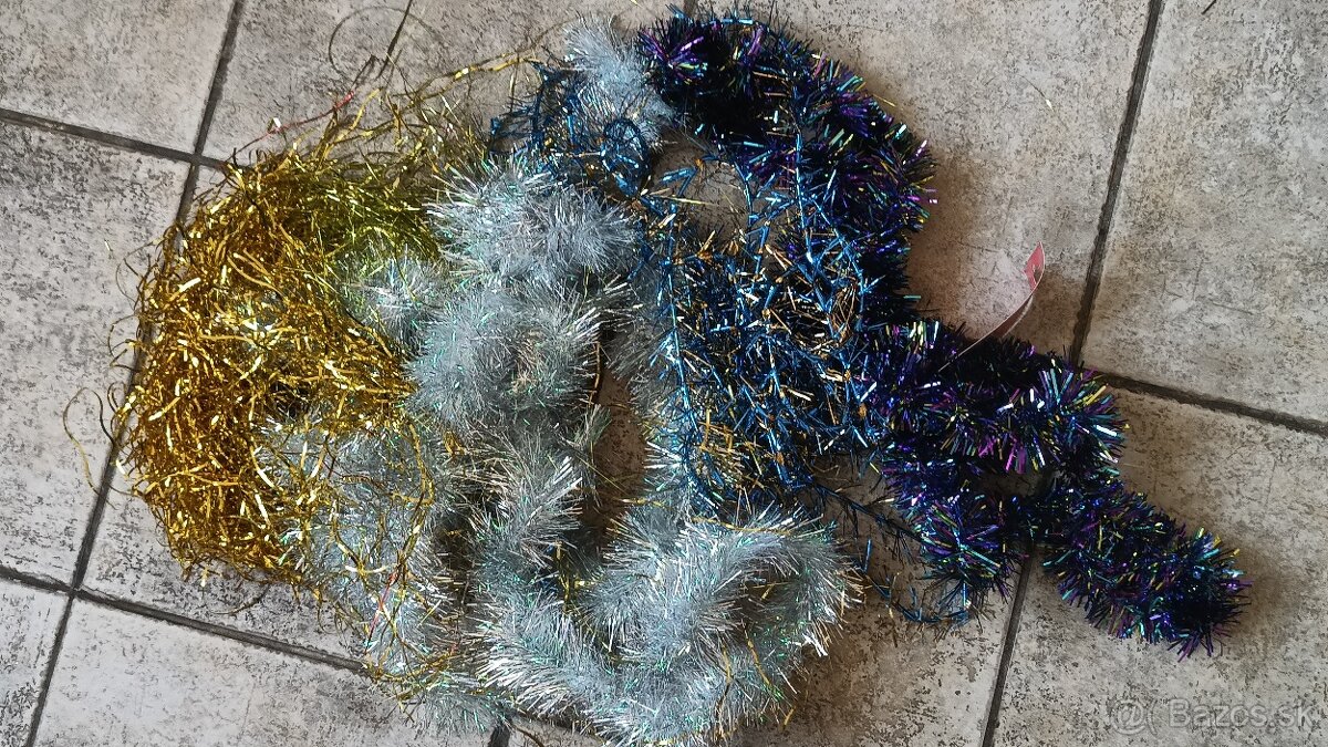 VIANOCNY STROMCEK,OZDOBY A GULE -IBA OSOBNÝ ODBER - 12