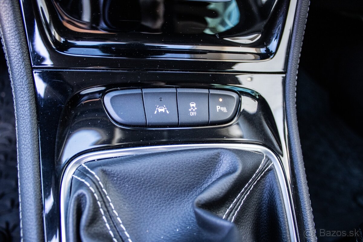 Opel Astra Sport Tourer ST 1.6 CDTI - 12