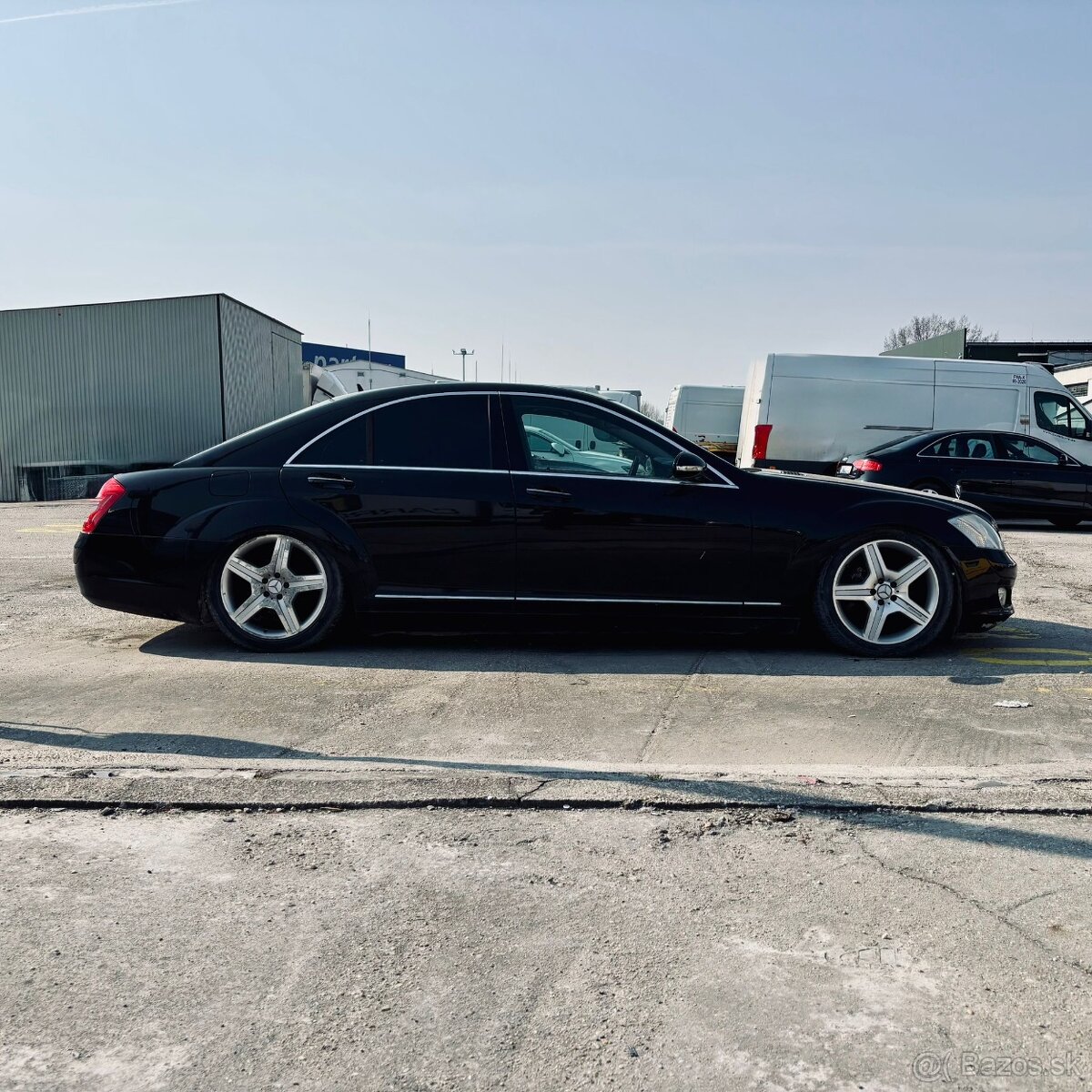 Mercedes-Benz S-Class W221 - 12