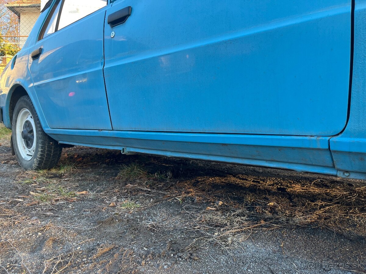 Skoda 105 L model M 1986 - 12