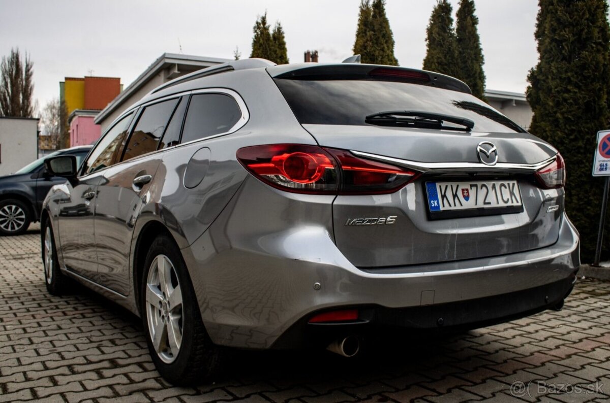Mazda 6 Wagon - 12