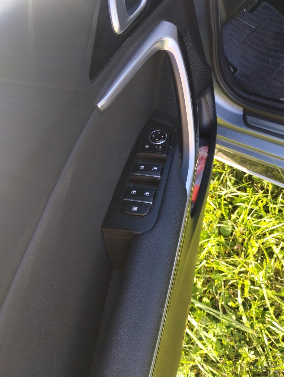 Predám Kia Proceed GT-Line - 12